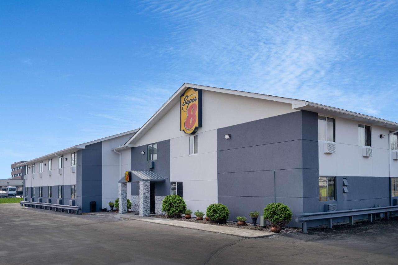 Super 8 By Wyndham Merrillville Extérieur photo