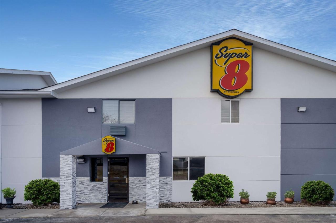 Super 8 By Wyndham Merrillville Extérieur photo
